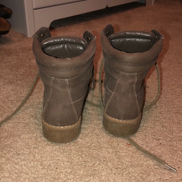 Grey Suede Boots - Picture 3 of 4